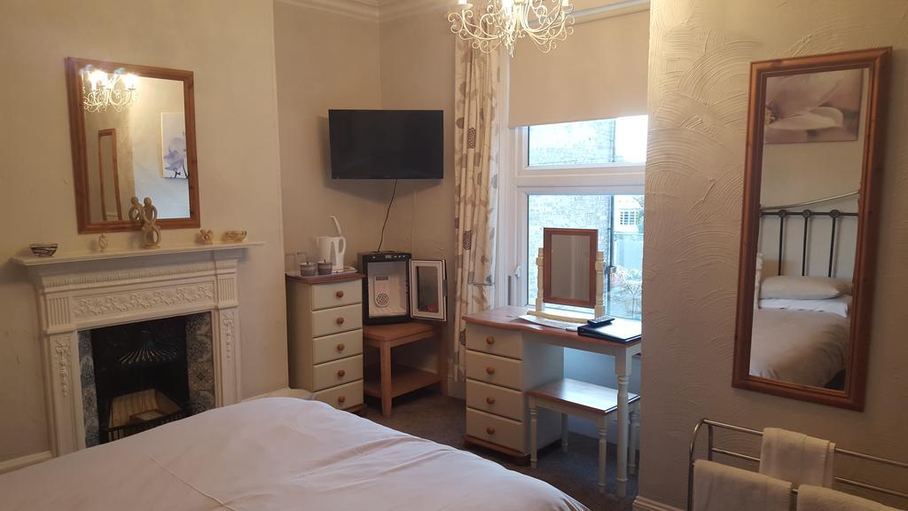 Edingworth Guest House Lowestoft Room photo